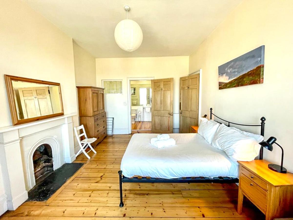 דירות Incredible St Andrew'S Sq - 2 Bed In The Sky מראה חיצוני תמונה